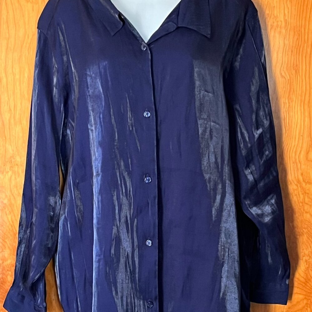 Bentley Women's long-sleeve button-down blouse - 24W  bluish/purple
